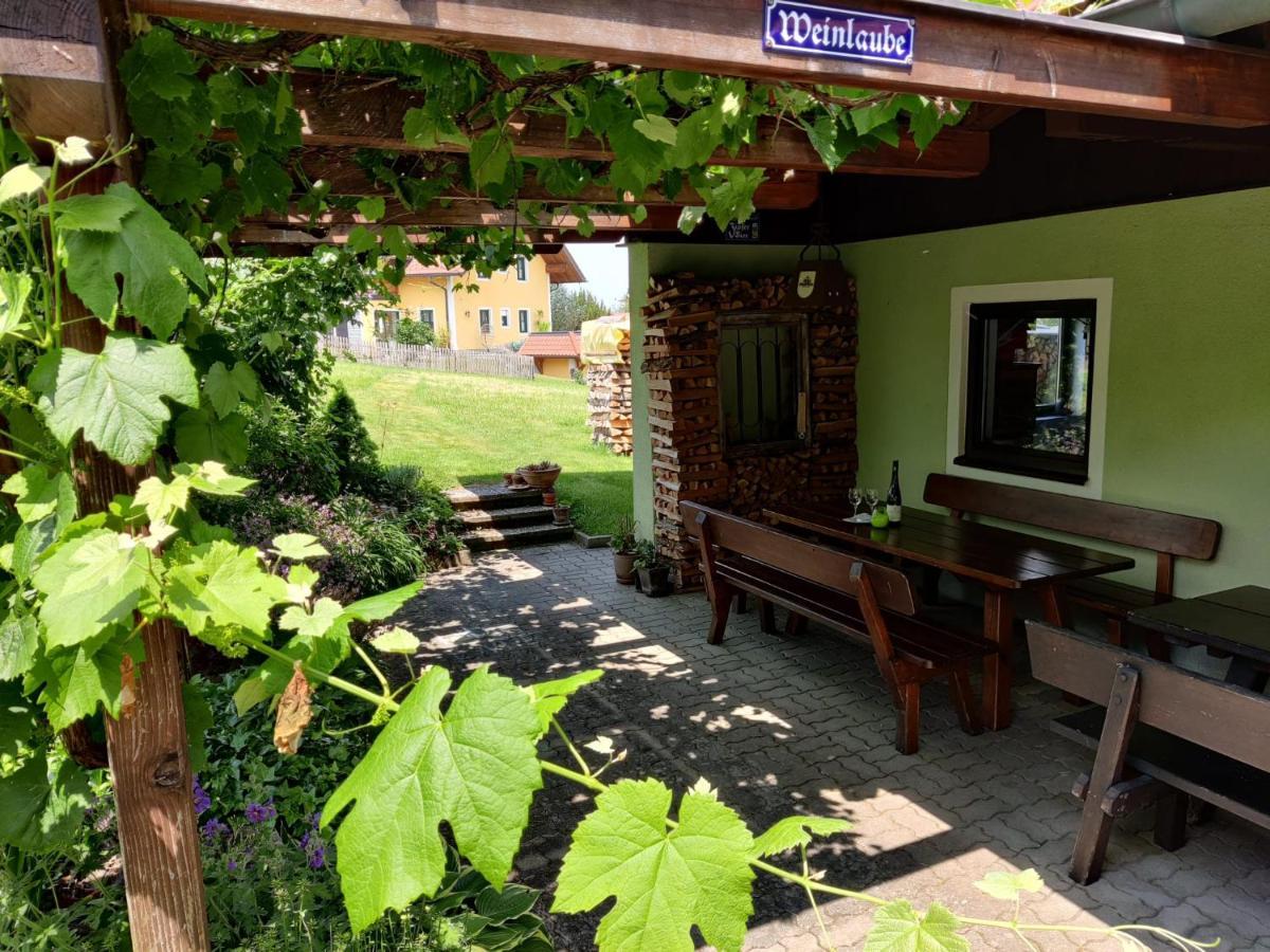 Pension Holzapfel Sankt Georgen im Attergau Exteriör bild